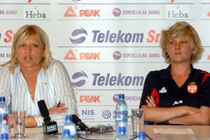 Ana Jokovic and Marina Maljkovic (SRB)