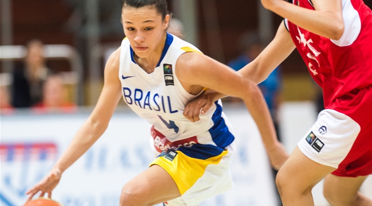 Larissa CARNEIRO (Brazil)