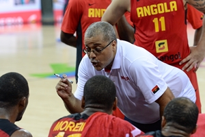 Coach P. Macedo (ANG)